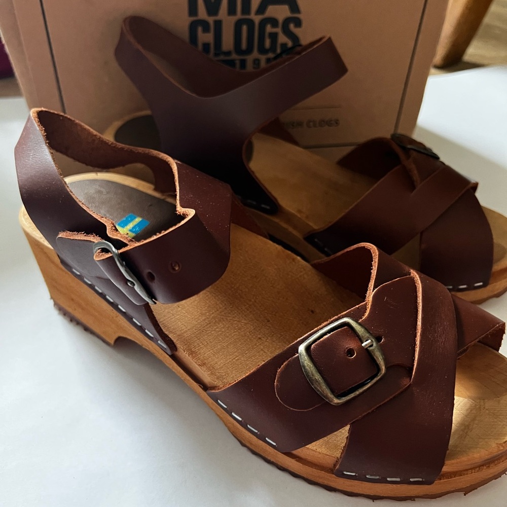 Mia Clogs Khrista Cinammon Leather Heels Presley Clog Size 38 / 7.5 New